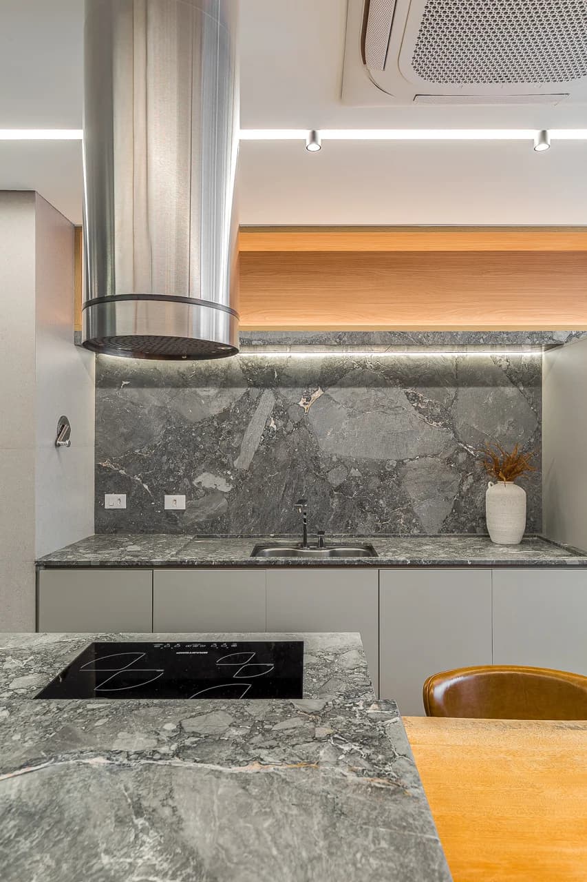 Apartamento AR — projeto residencial com pedras naturais, imagem 19 de 57