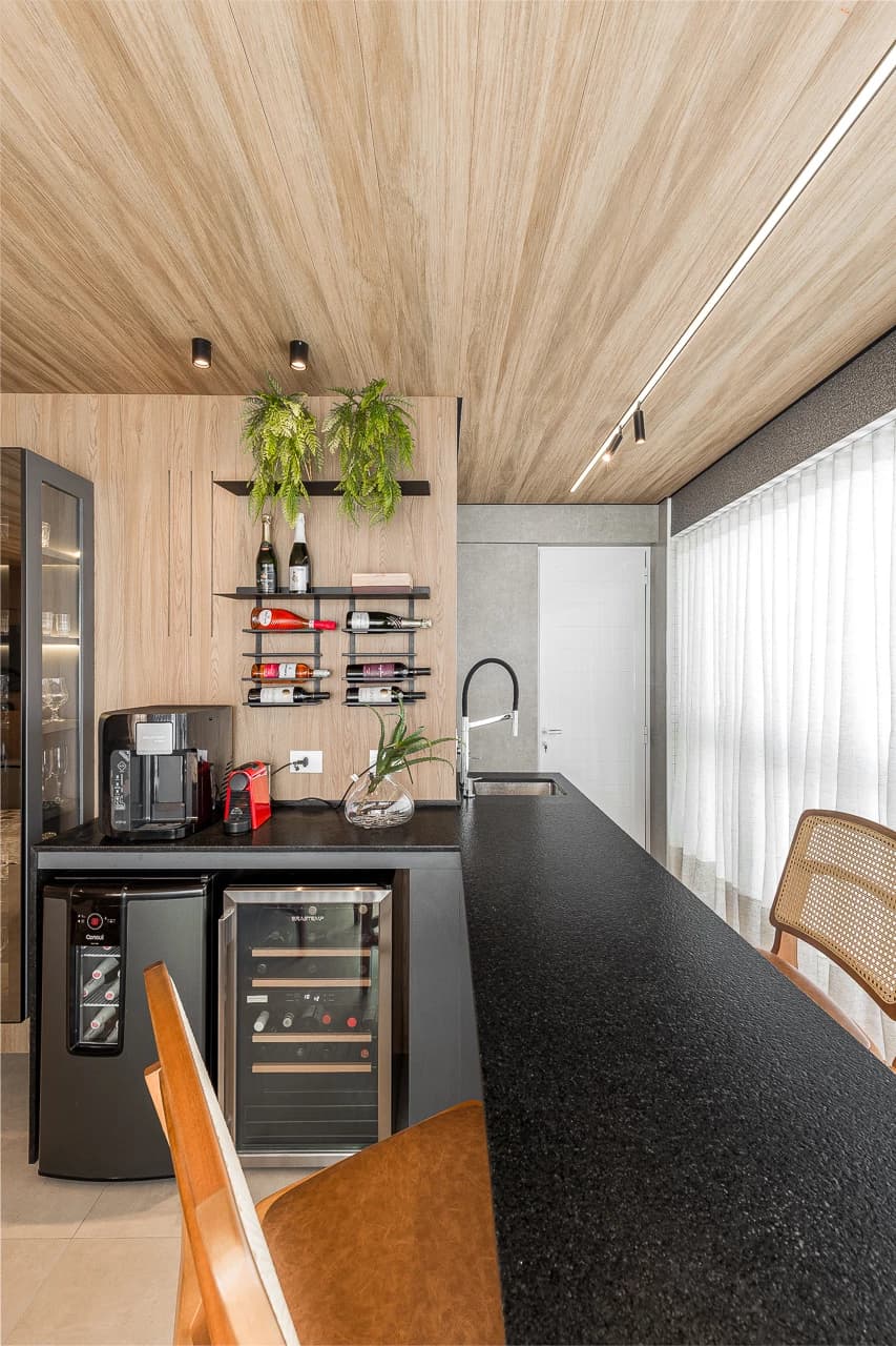 Apartamento RB — interior com Nero Michelangelo e Cristal de Quartzo, imagem 14 de 34