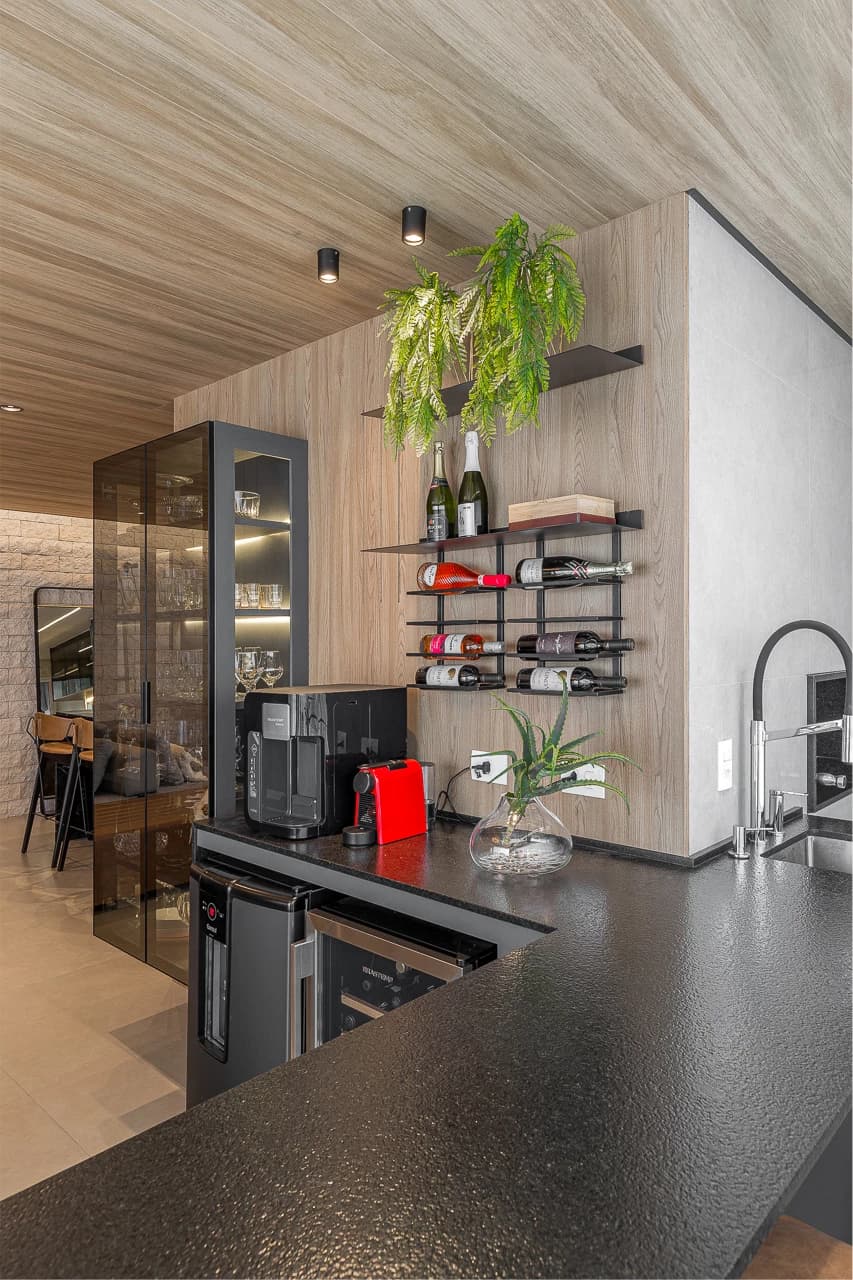 Apartamento RB — interior com Nero Michelangelo e Cristal de Quartzo, imagem 15 de 34