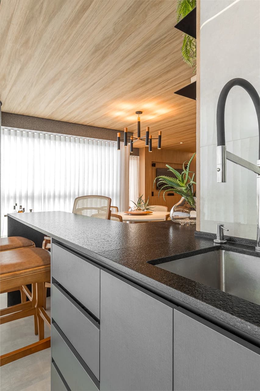 Apartamento RB — interior com Nero Michelangelo e Cristal de Quartzo, imagem 17 de 34